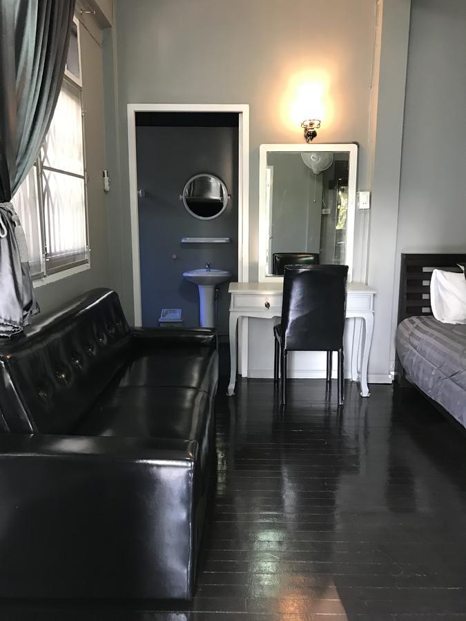 Add Home Hostel Vipavadee 42 Bangkok Eksteriør billede