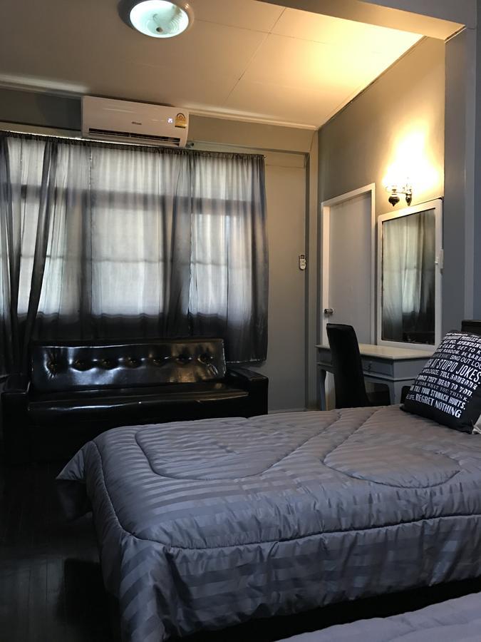 Add Home Hostel Vipavadee 42 Bangkok Eksteriør billede