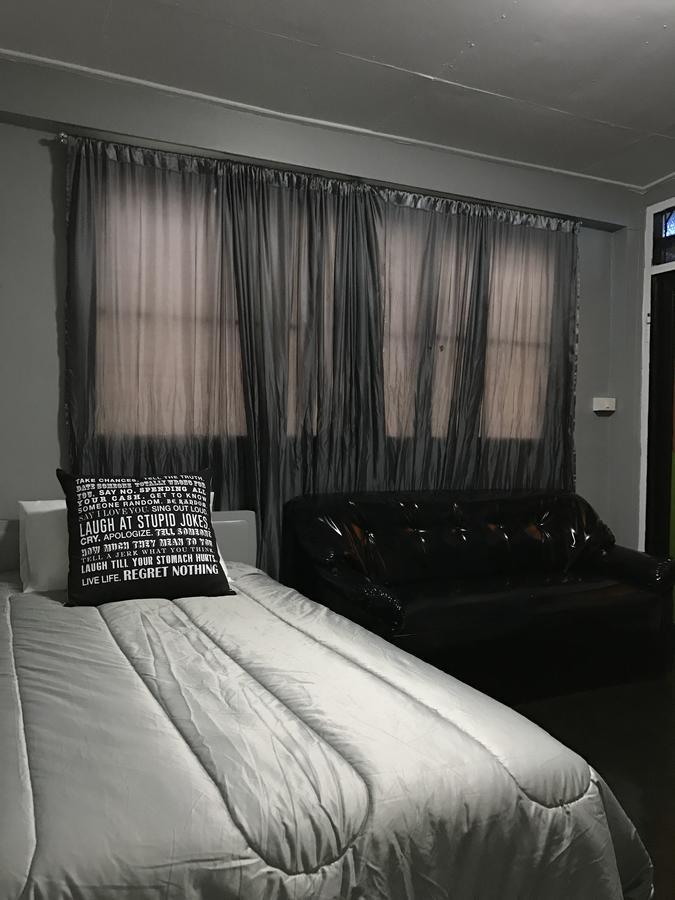 Add Home Hostel Vipavadee 42 Bangkok Eksteriør billede
